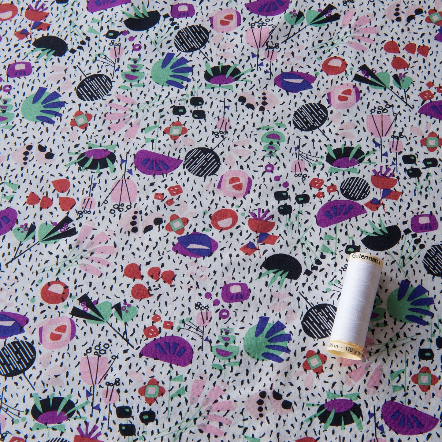 Imogen Viscose Fabric in White - 1.25m