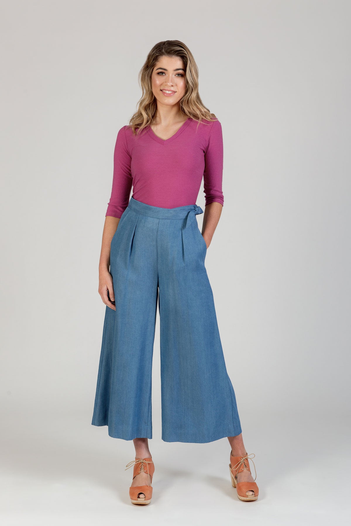 Rowan Bodysuit and Tee Sewing Pattern - Megan Nielsen Patterns