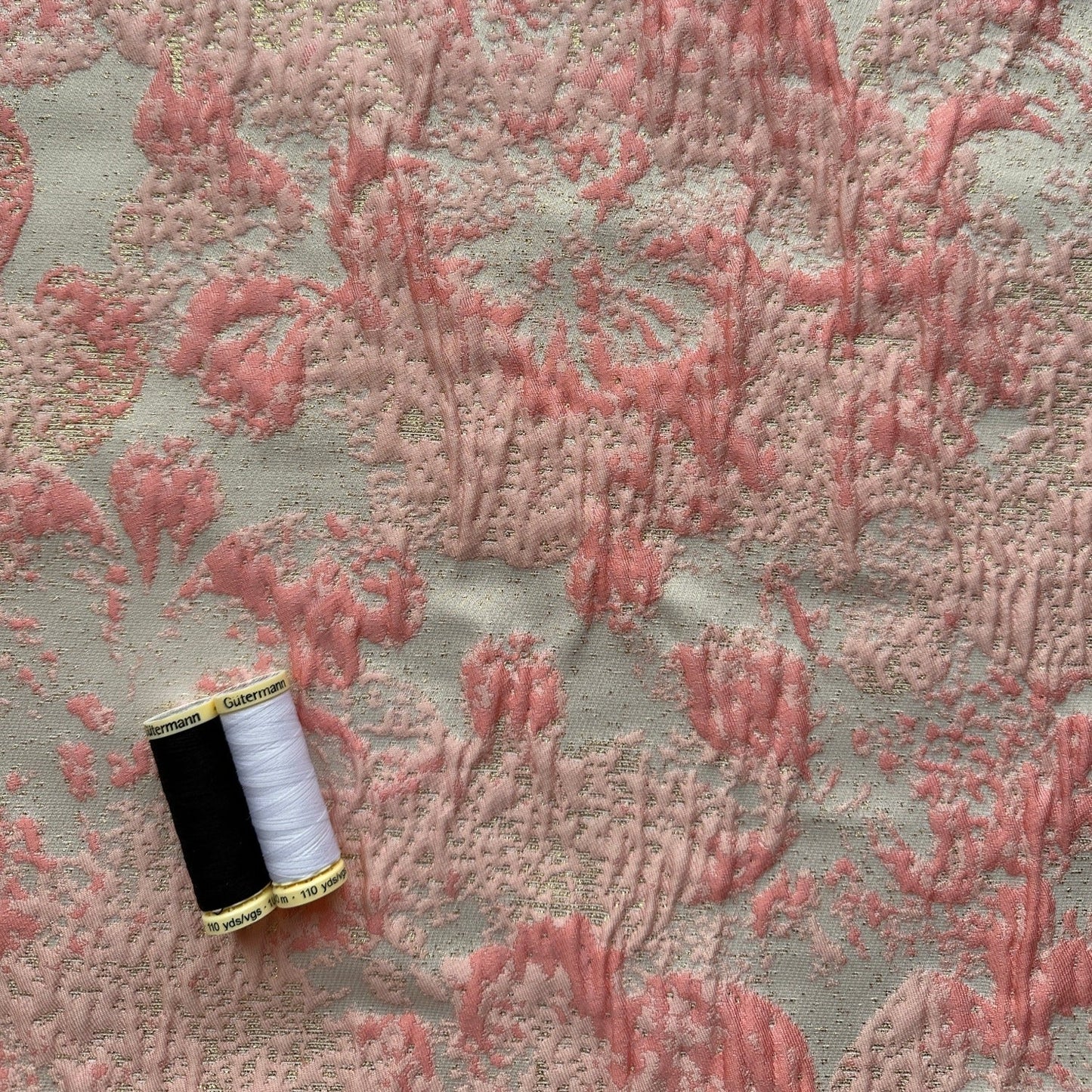 Sparkly Brocade Fabric in Pink - 75cm Piece