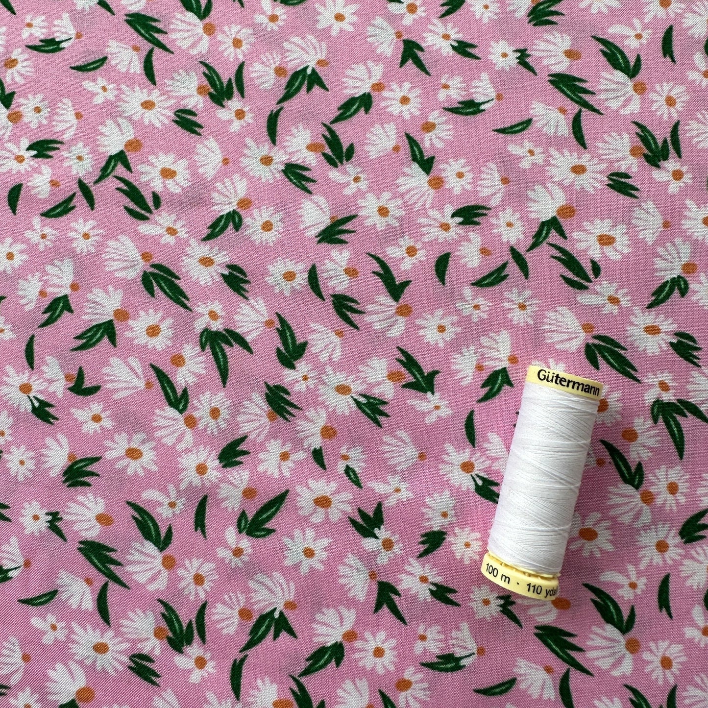 Daisy Viscose Fabric in Pink