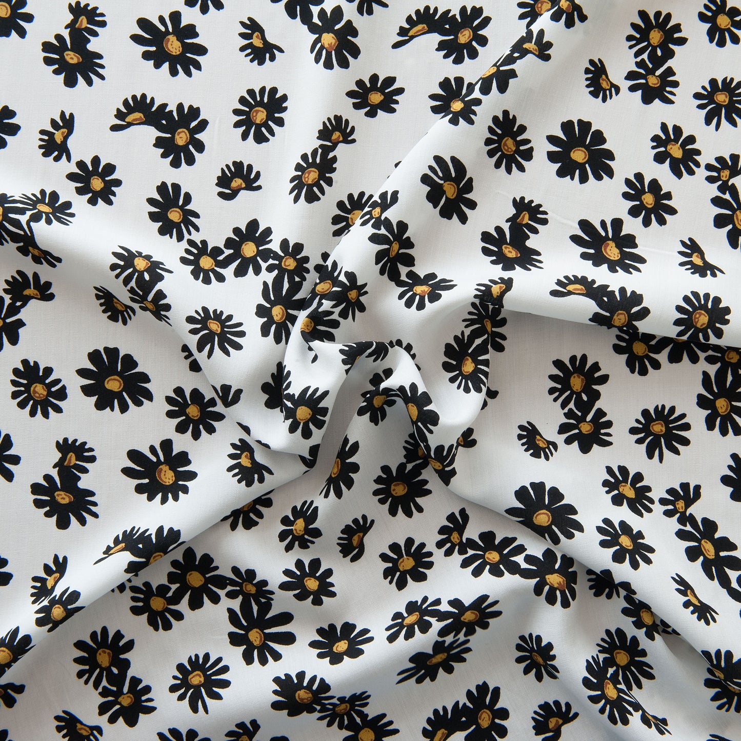 Daisy Viscose in White