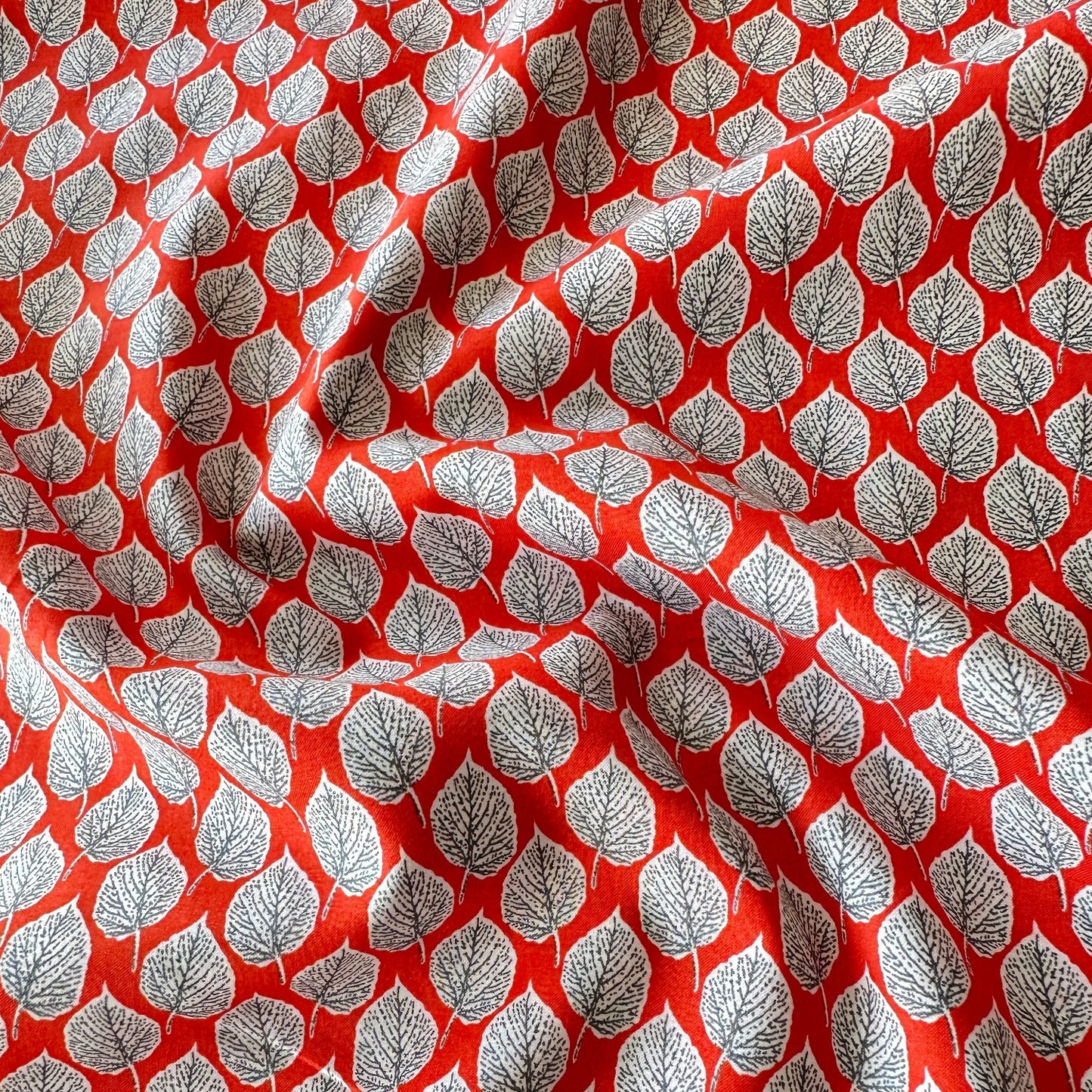 Eva Pima Cotton Lawn Fabric in Scarlett