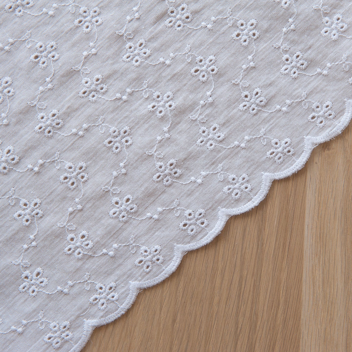 Jenny Embroidery Anglaise