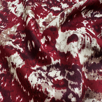 Laura Viscose Twill Fabric in Wine