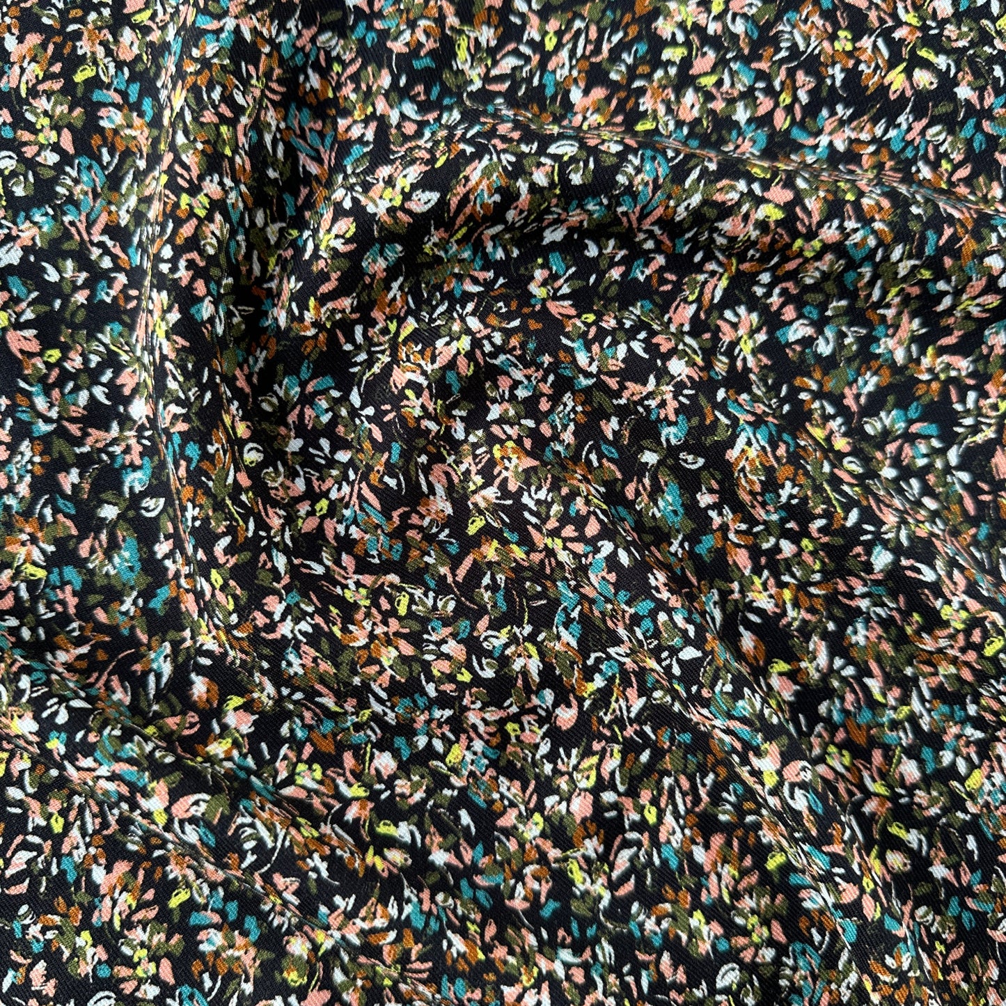 Ditsy Floral Viscose Twill Fabric