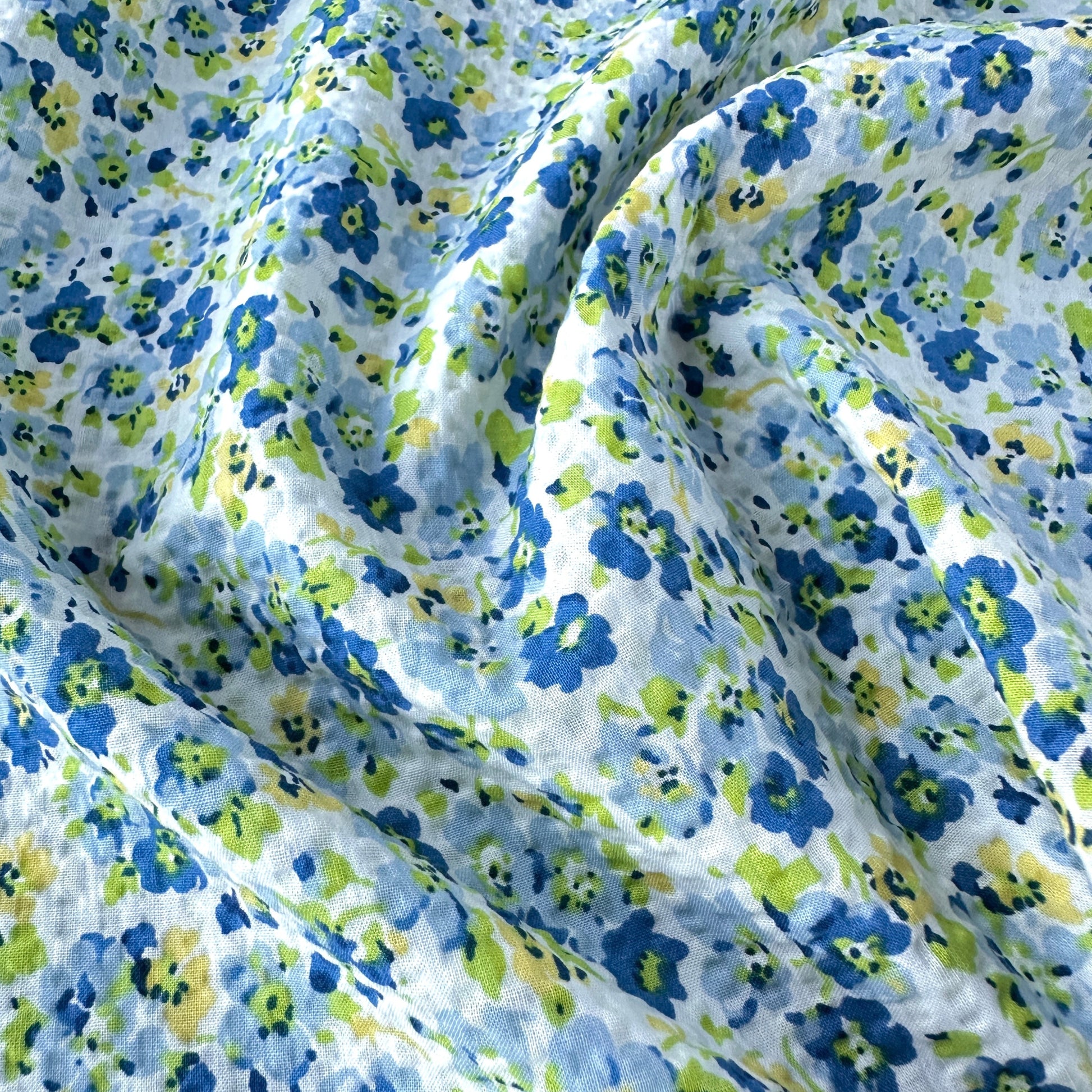 Fabric swirl of Floral Cotton Seersucker Fabric (Ex Designer)