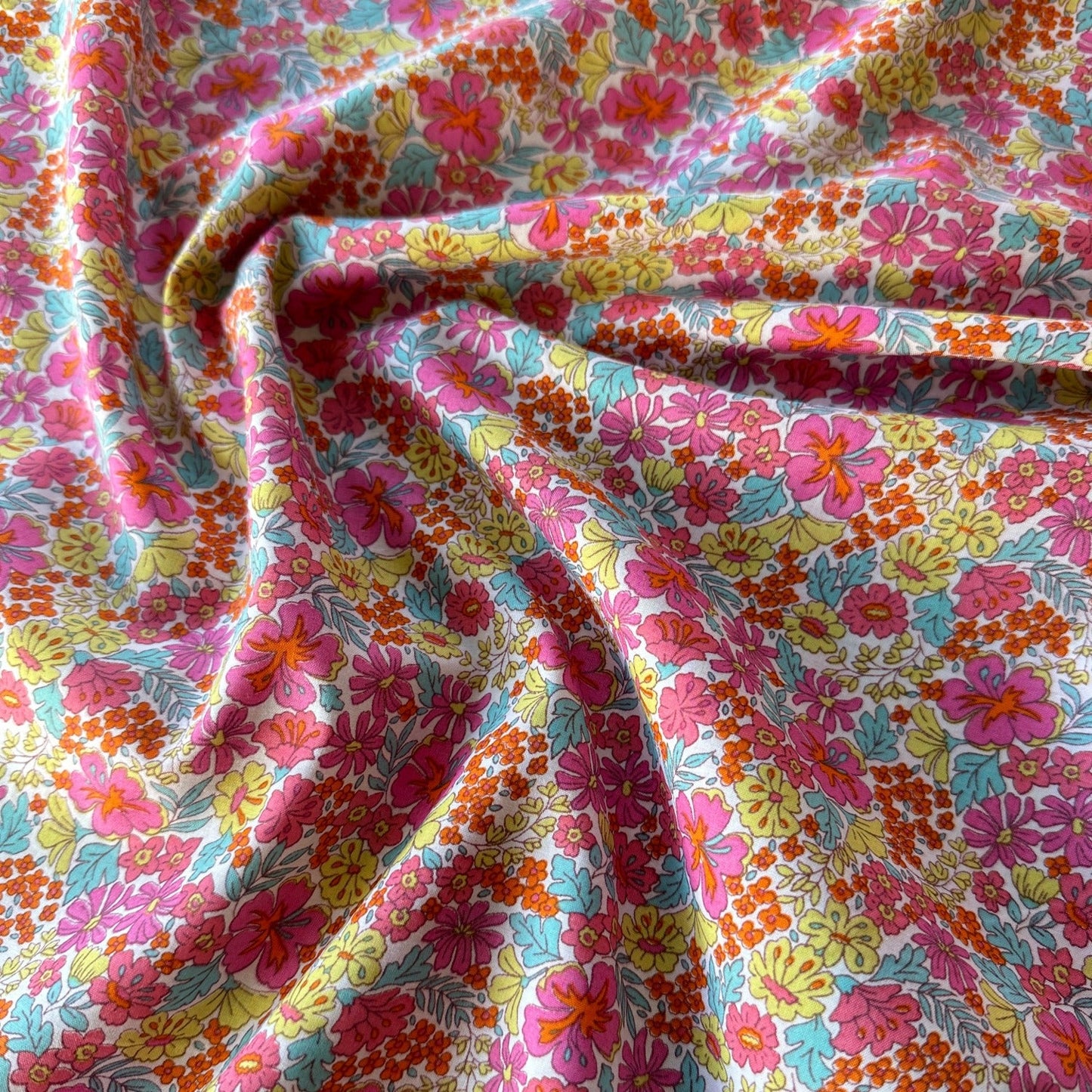 Flower Burst Cotton Lawn Fabric - Ex Designer - 85cm piece