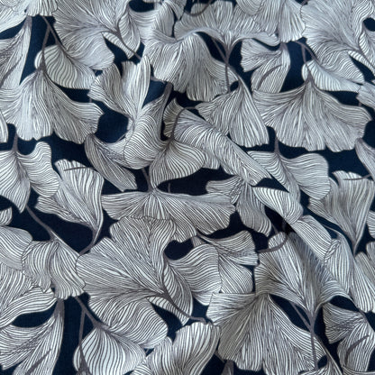 Ginkgo Leaves Viscose Fabric in Navy