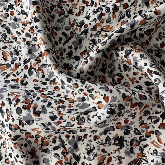 Hazel Viscose Fabric in Cream - 40cm Piece