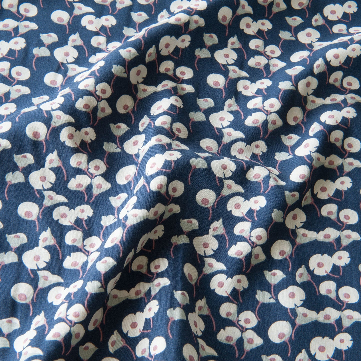 Lisa Viscose Fabric in Navy - 40cm