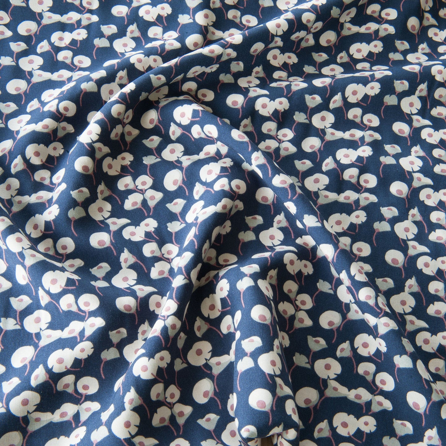 Lisa Viscose Fabric in Navy - 40cm